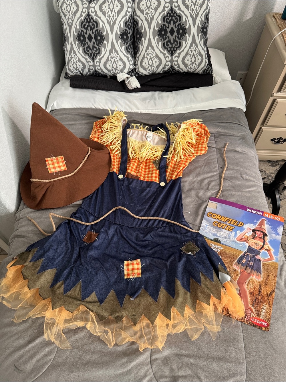 Cornfield Cutie Women's Mini Scarecrow Halloween costume Dress - Navy & Orange M
